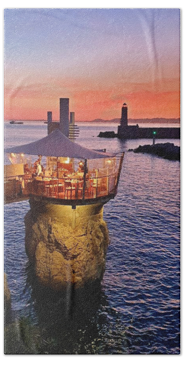 Nice Hand Towel featuring the photograph Restaurant on the Rock by Andrea Whitaker