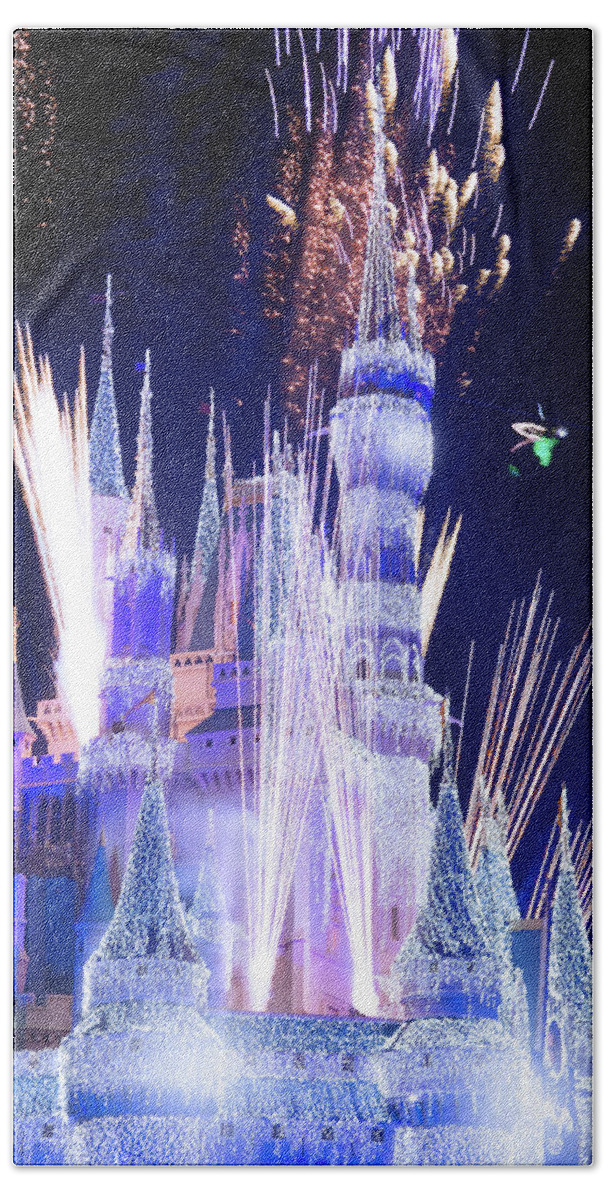  Bath Towel featuring the photograph Ringing in the New Year at Disney by Mark Andrew Thomas