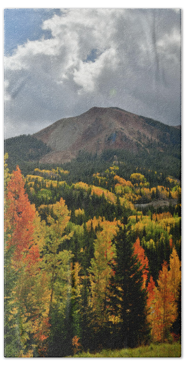 Red Mountain Pass Bath Towel featuring the photograph Rolling Clouds above Red Mountain and Fall Colors by Ray Mathis