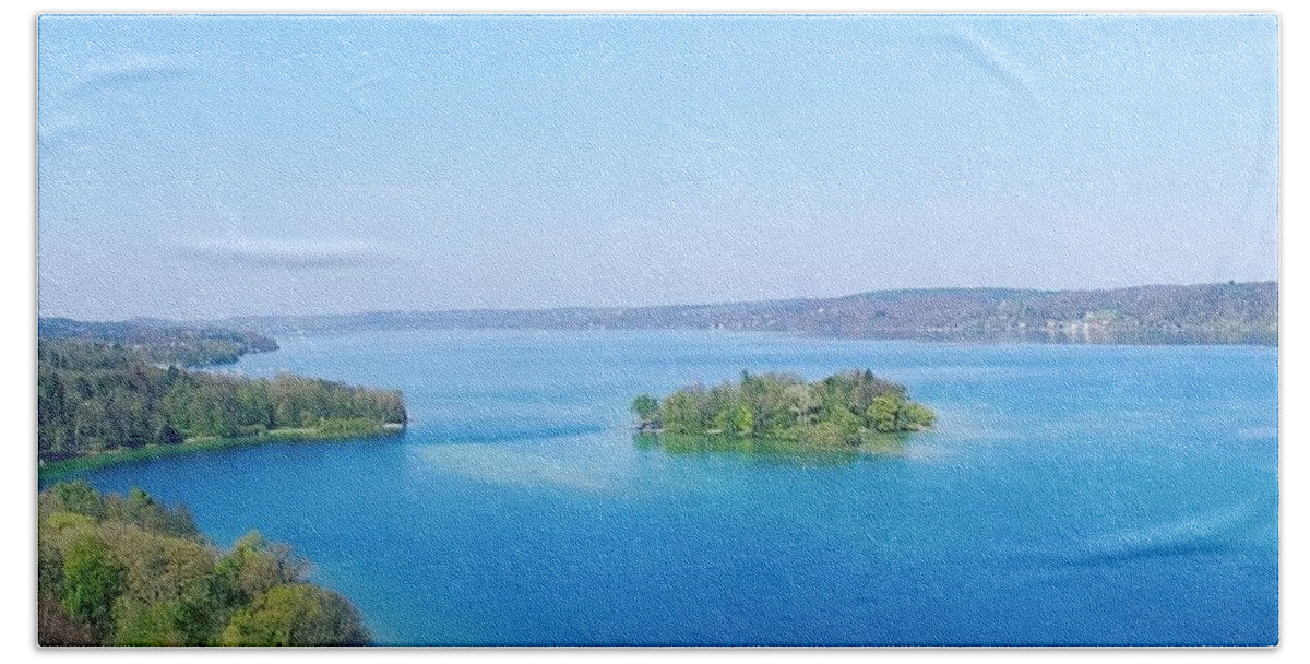 Starnberg Bath Towel featuring the photograph Roseisland by Daniel Hornof