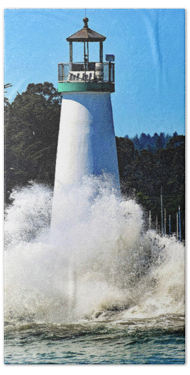 Santa Cruz Bath Towel featuring the photograph Santa Cruz Lighthouse and Crashing Waves by Marilyn MacCrakin