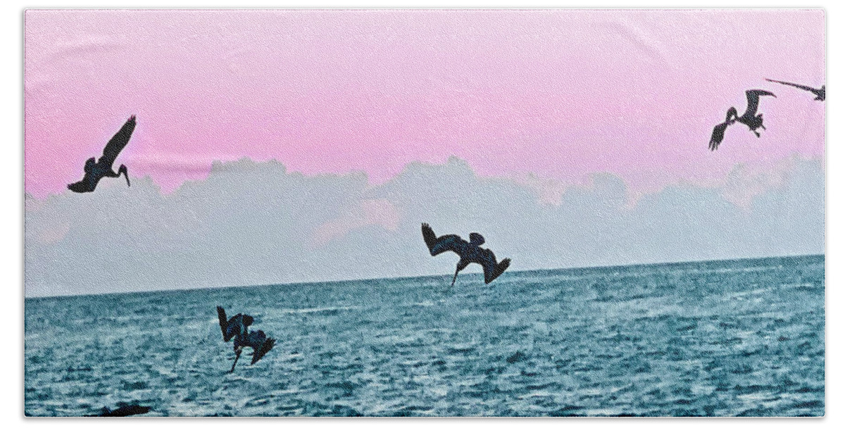 Birds Bath Towel featuring the photograph Seagulls Diving for Dinner at Sunset in Captiva Island Florida by Shelly Tschupp