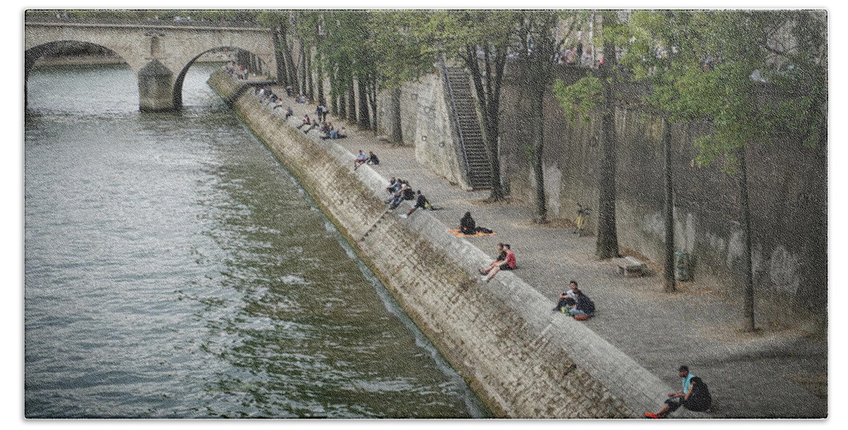 Paris Hand Towel featuring the photograph Seine by Jim Mathis