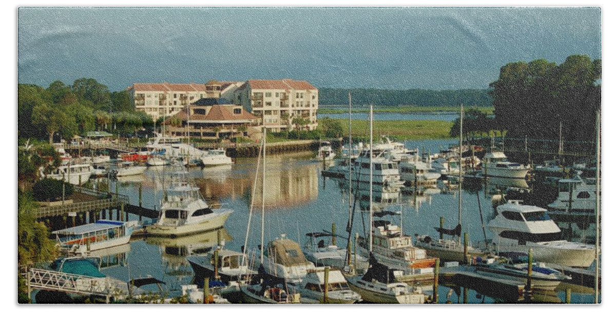 Shelter Cove Marina Bath Towel featuring the photograph Shelter Cove Marina by Dennis Schmidt