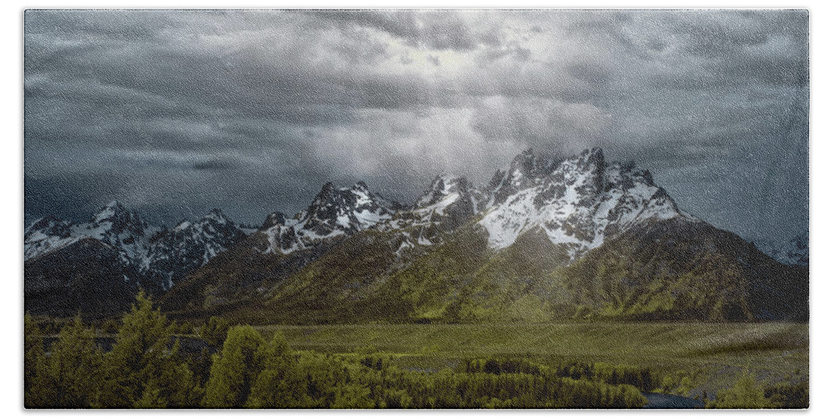 Tetons Bath Towel featuring the photograph Snake River Tetons by Jon Glaser