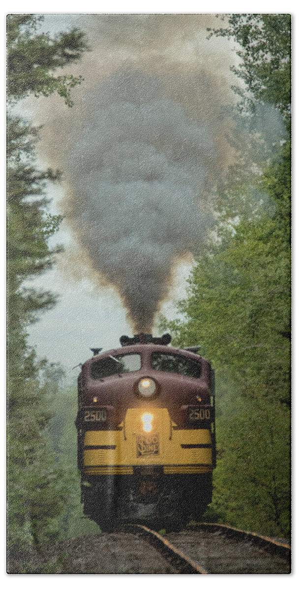 Railroad Hand Towel featuring the photograph Soo Line-Wisconsin Central FP7 Number 2500-A by Jim Pearson