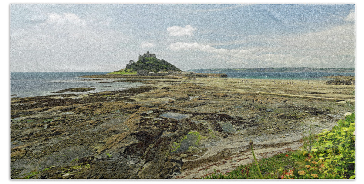 Bright Bath Towel featuring the photograph St Michael's Mount - Looking West by Rod Johnson