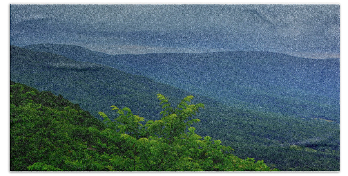Storm Approaches Shenandoah National Park From Jenkins Gap Bath Towel featuring the photograph Storm Approaches Shenandoah National Park from Jenkins Gap by Raymond Salani III