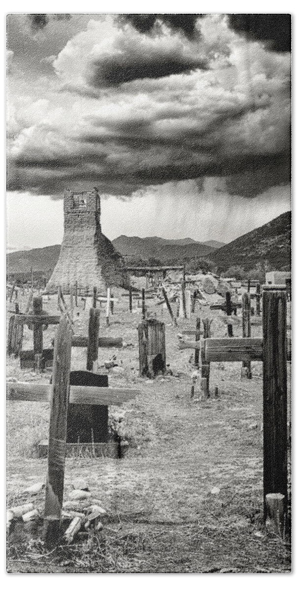 Landscape Bath Towel featuring the photograph Storm Clouds Over Taos by Ron McGinnis