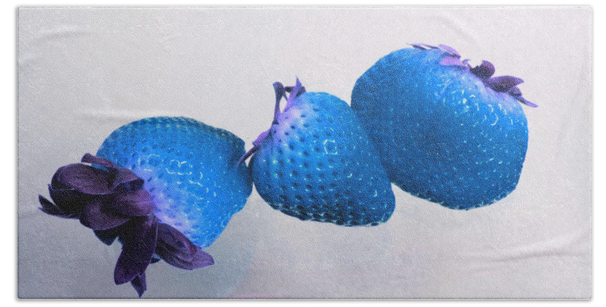 Blue Berries Bath Towel featuring the photograph straw Berry Blues by Tom Kelly