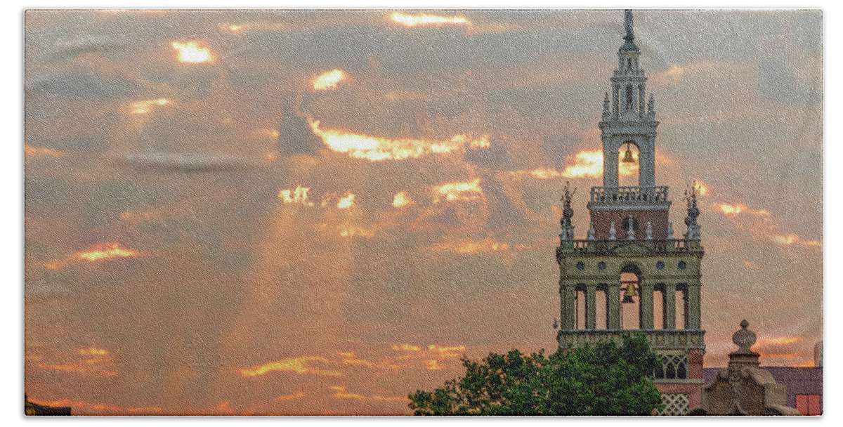 America Hand Towel featuring the photograph Sunrays Over Giralda Tower - Kansas City Country Club Plaza by Gregory Ballos