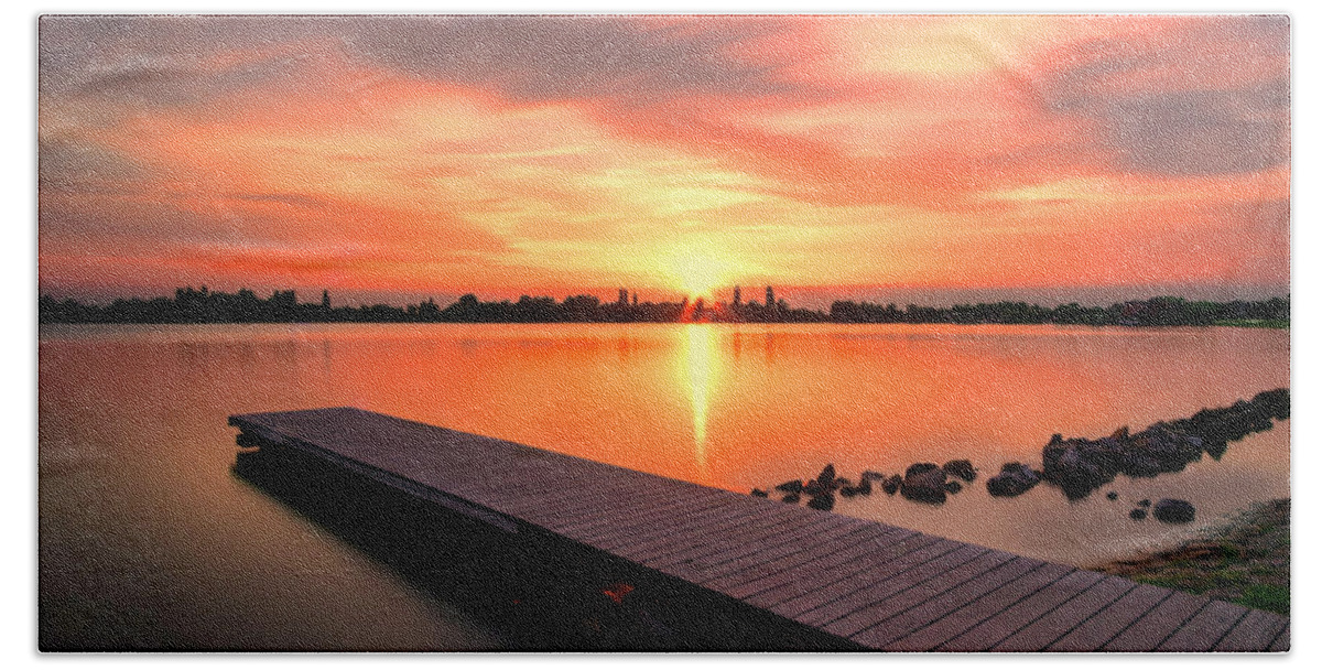 Netherlands Bath Towel featuring the photograph Sunset At The Lake by Nadia Sanowar