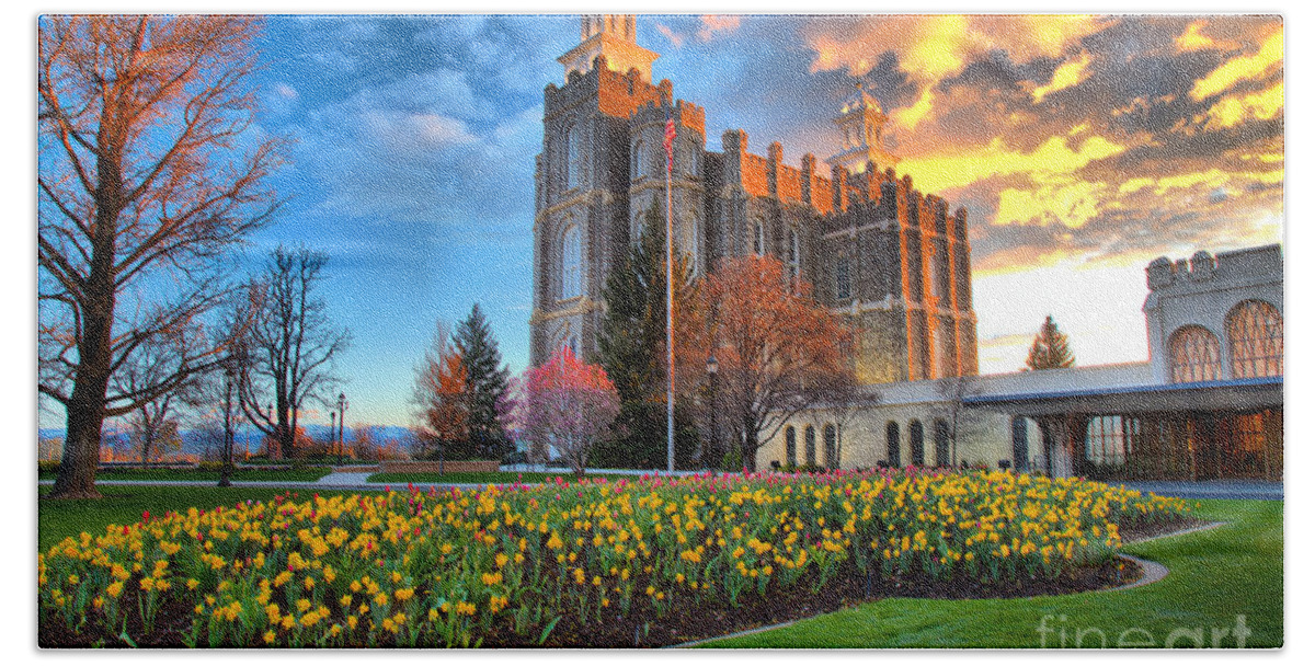 Logan Temple Bath Towel featuring the photograph Sunset Over The Logan Utah Temple by Adam Jewell