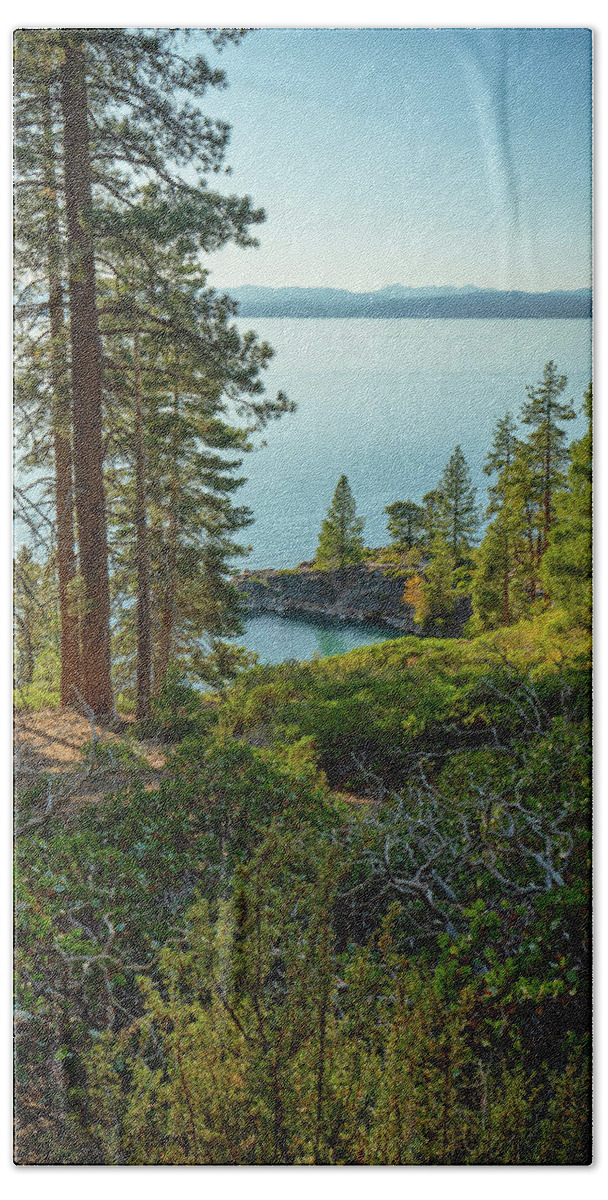 Landscape Bath Towel featuring the photograph Tahoe Blues 19 by Ryan Weddle