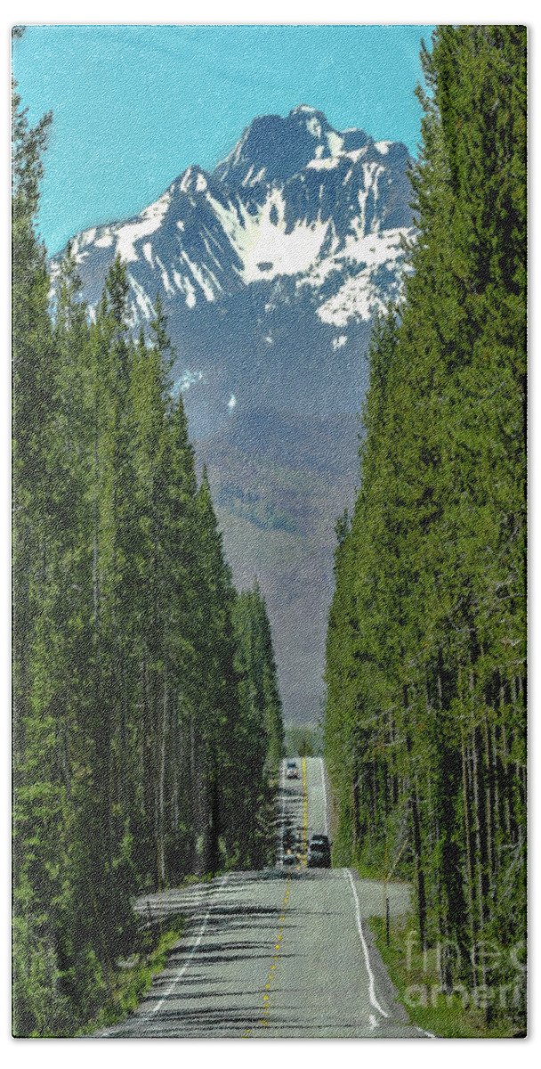 Yellowstone National Park Bath Towel featuring the photograph Tetons - First Glimpse by David Meznarich