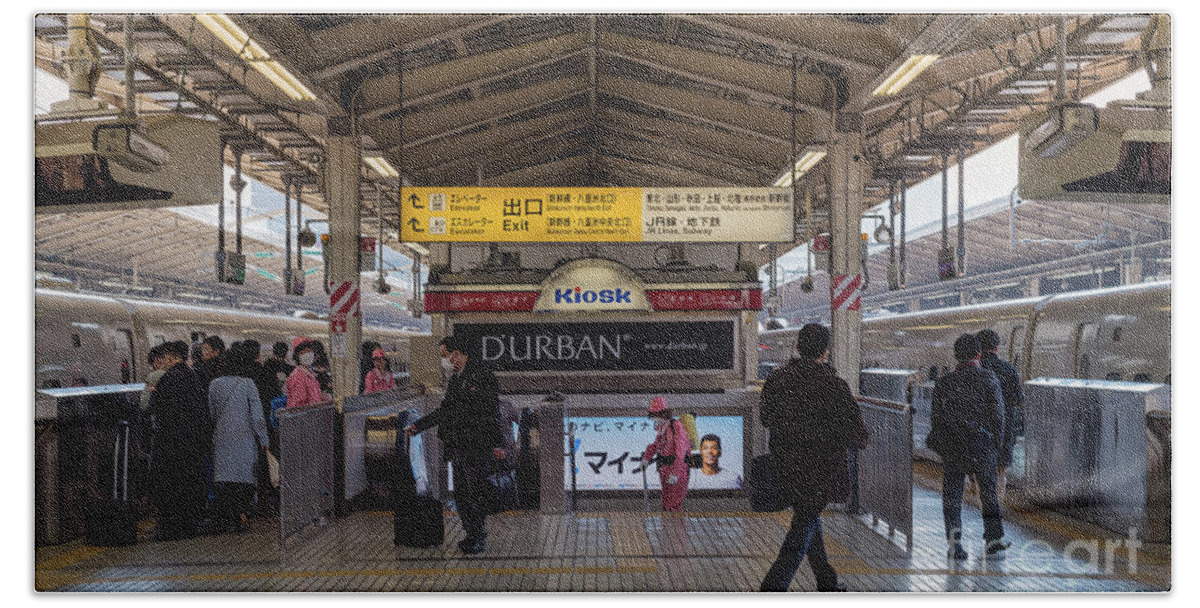 Tokyo Bath Towel featuring the photograph Tokyo to Kyoto Bullet Train, Japan 2 by Perry Rodriguez