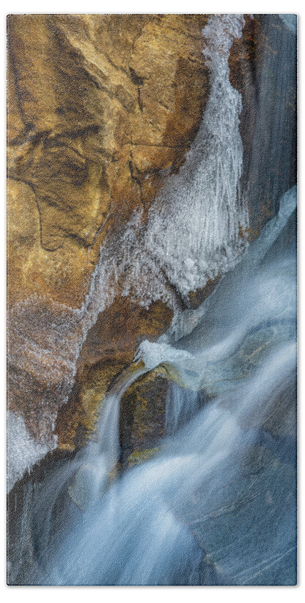 Rock Bath Sheet featuring the photograph Transition by Darren White