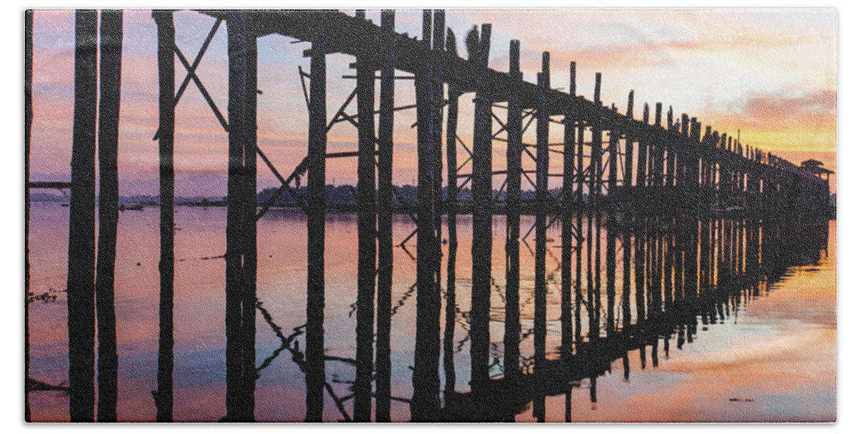 Bridge Hand Towel featuring the photograph U Bein bridge at sunrise by Ann Moore