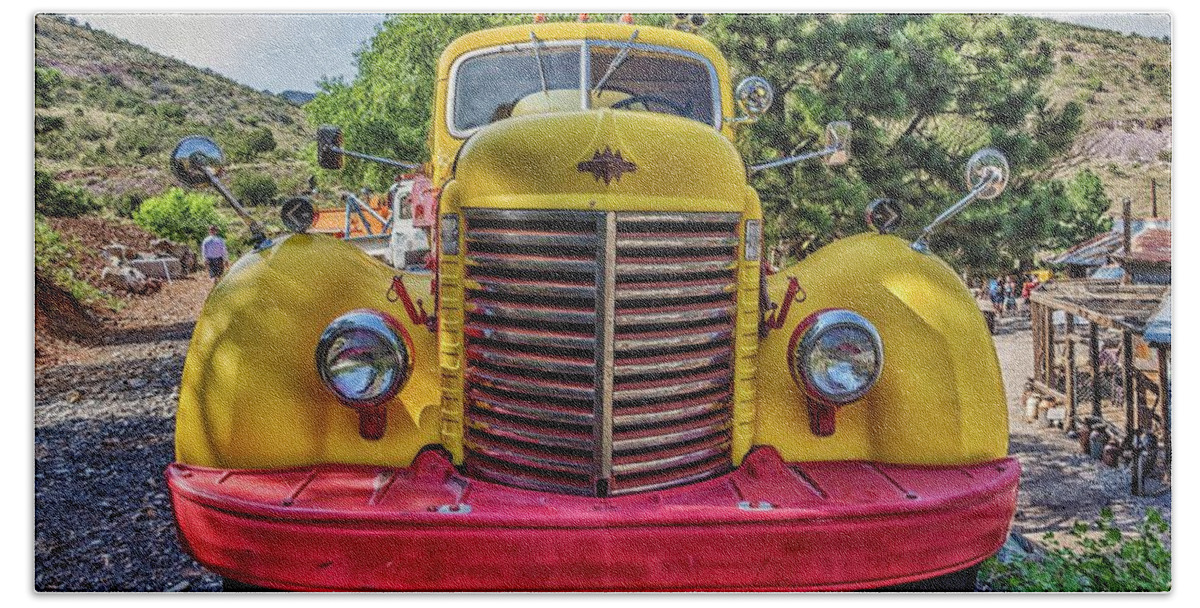 Trucks Bath Towel featuring the photograph Vintage Beauty 12 by Marisa Geraghty Photography