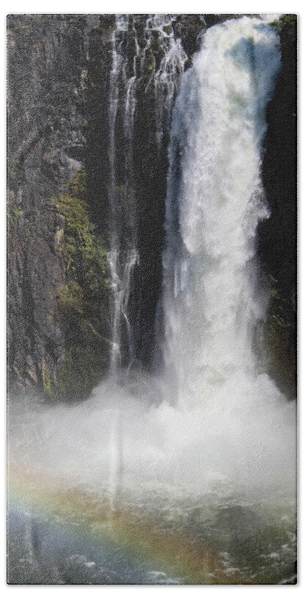  Bath Towel featuring the photograph Waterfall by Eric Pengelly
