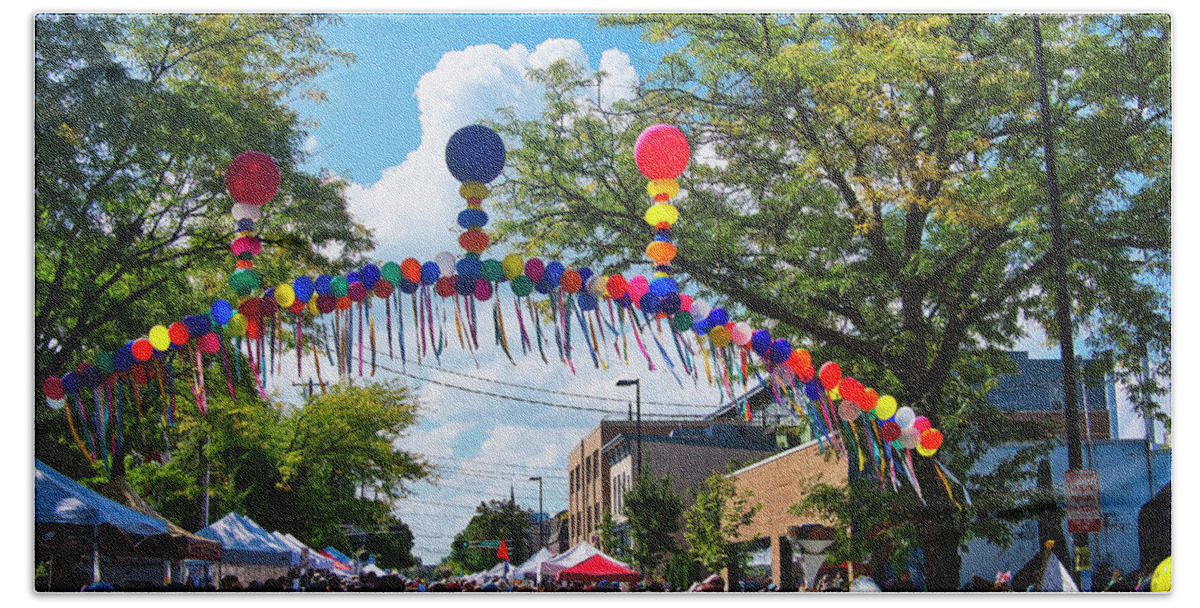 Madison Hand Towel featuring the photograph Willy St Fair - Madison - Wisconsin by Steven Ralser
