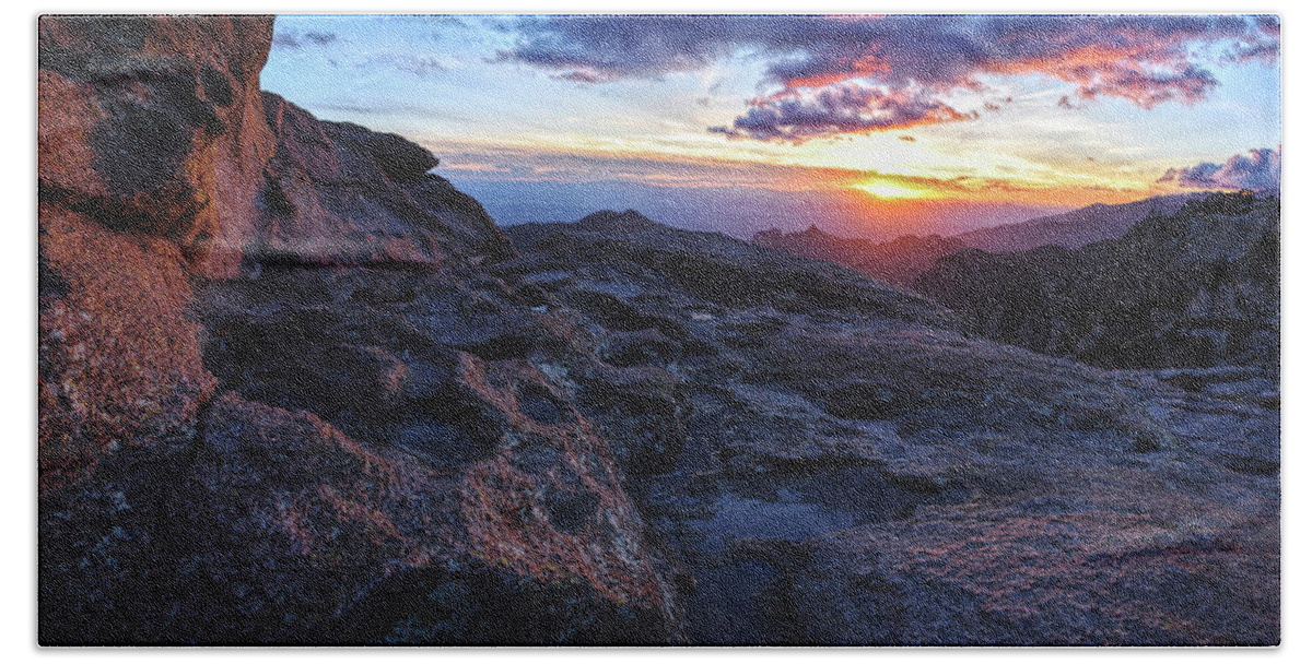 Tucson Hand Towel featuring the photograph Windy Point Sunset by Chance Kafka