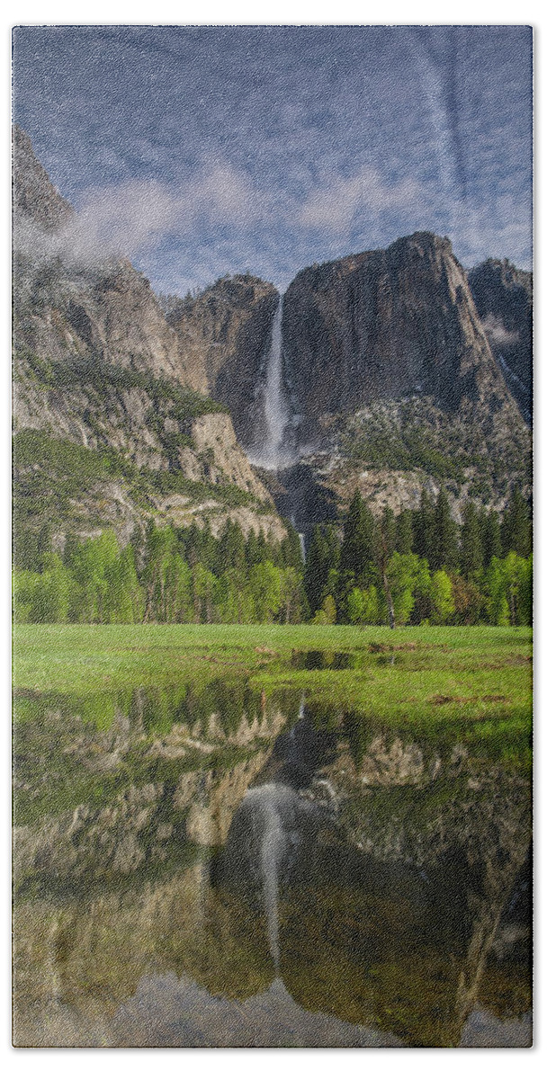 Jeff Foott Bath Towel featuring the photograph Yosemite Falls Reflection by Jeff Foott