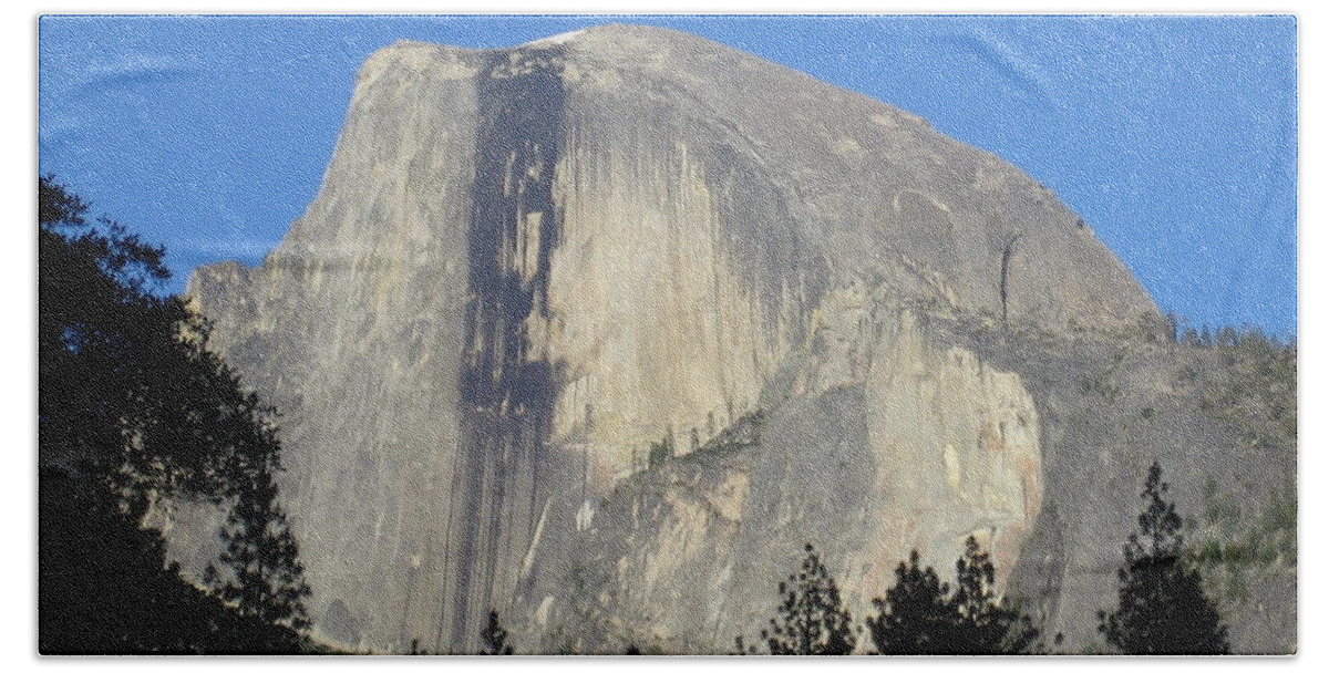 Yosemite Bath Towel featuring the photograph Yosemite National Park Half Dome Rock by John Shiron