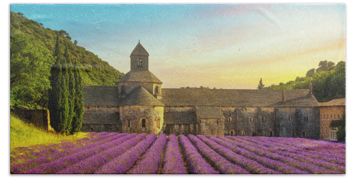 Senanque Hand Towel featuring the photograph Senanque Abbey at Sunset by Stefano Orazzini