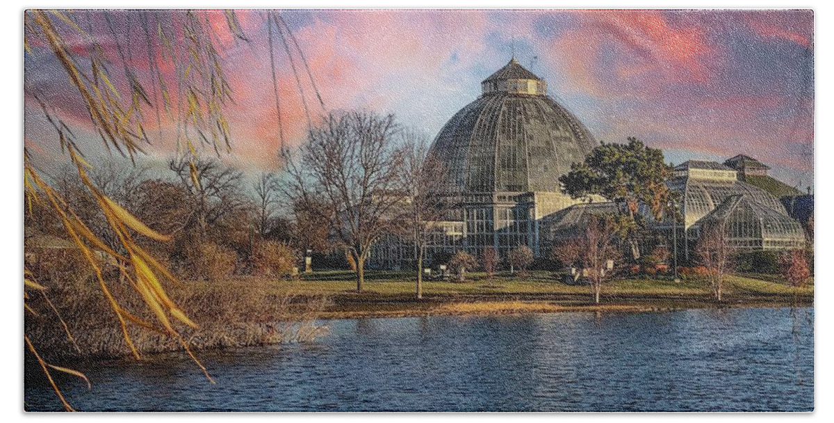 Detroit Bath Towel featuring the photograph Belle Isle Conservatory SKY IMG_6787 #1 by Michael Thomas