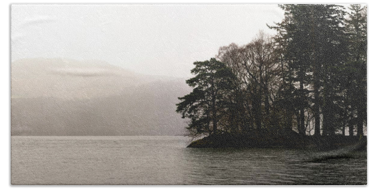Panorama Bath Towel featuring the photograph Derwentwater Lake District #1 by Sonny Ryse