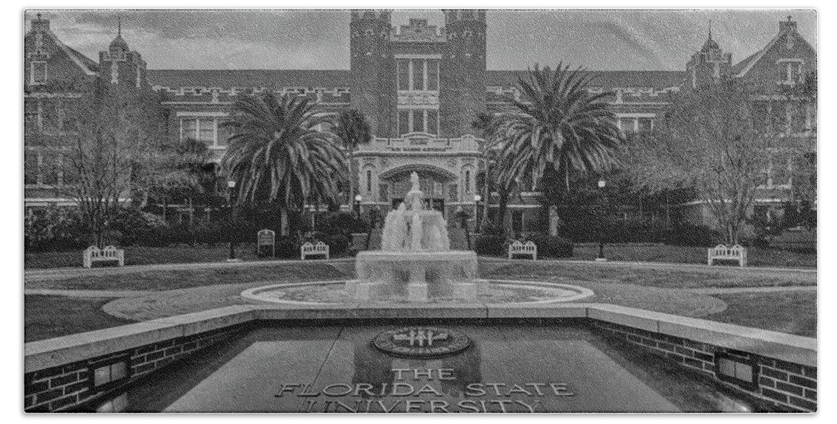 Florida State University Bath Towel featuring the photograph Florida State University Campus - The Westcott Building #1 by Mountain Dreams