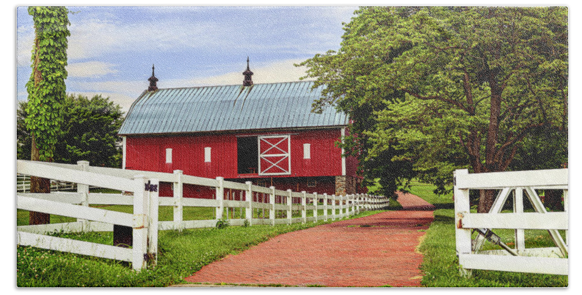 Barn Hand Towel featuring the photograph Red Barn #1 by SC Shank