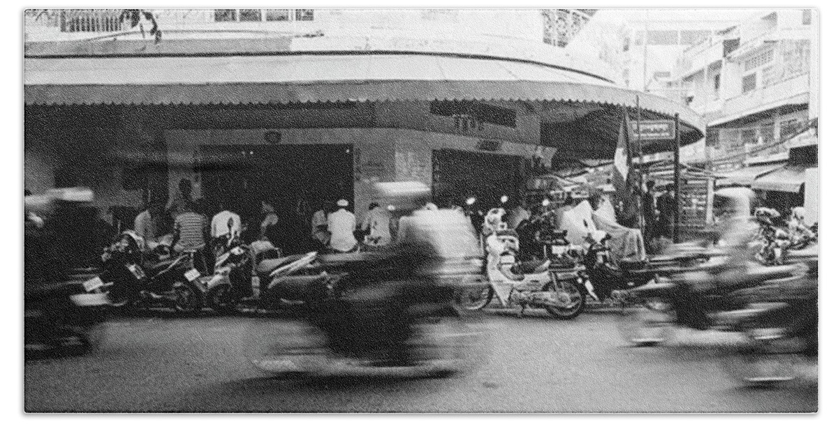 Panoramic Bath Towel featuring the photograph Siem Reap cambodia street motorbikes #1 by Sonny Ryse