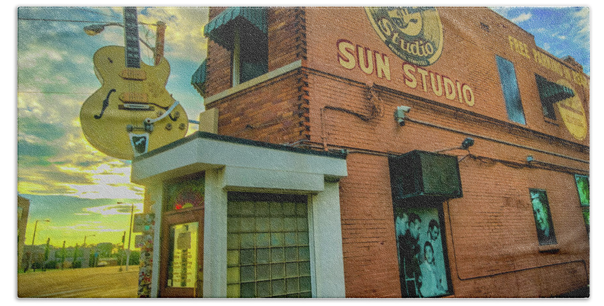 Birth Place Of Rock & Roll Bath Towel featuring the photograph Sun Studios #1 by Darrell DeRosia