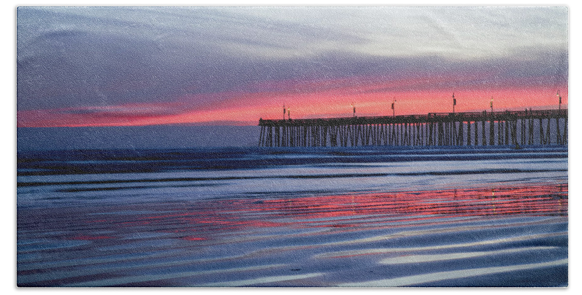 Sunset Hand Towel featuring the photograph Sunset at Pismo Beach, CA #1 by Bryant Coffey