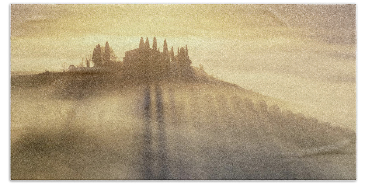 Europe Bath Towel featuring the photograph Tuscany morning #1 by Piotr Skrzypiec