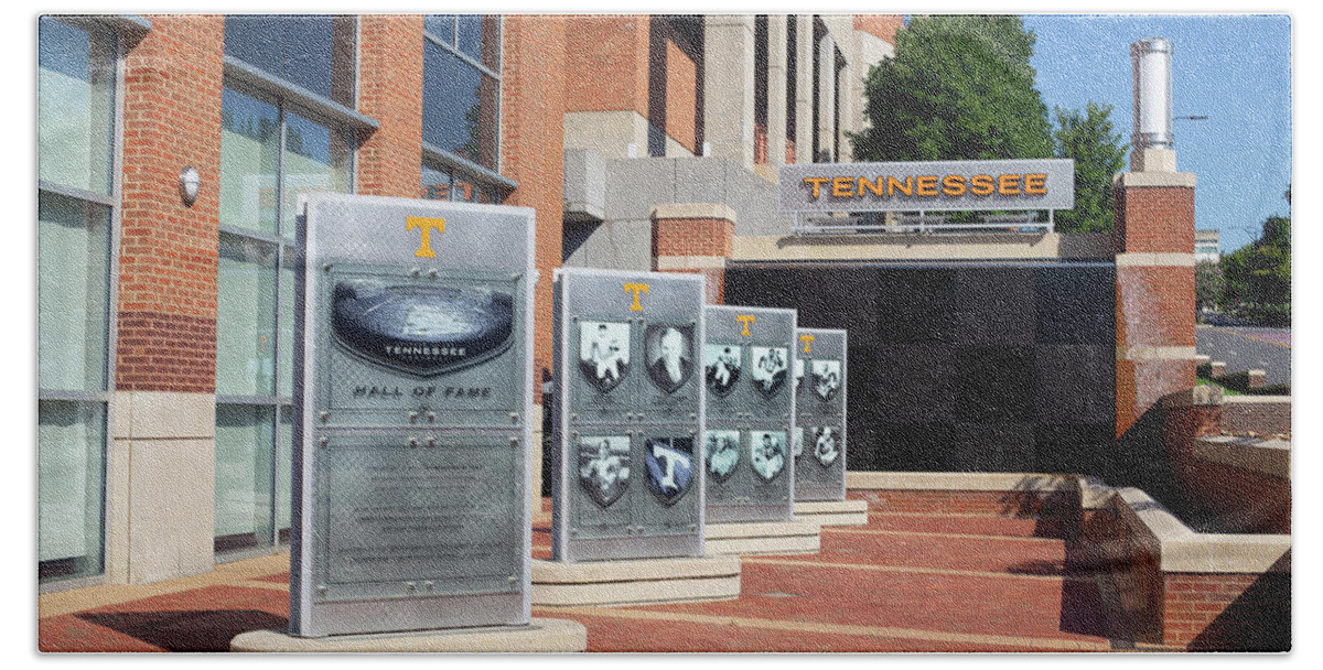Vols Bath Towel featuring the photograph University of Tennesse Hall of Fame by Eldon McGraw