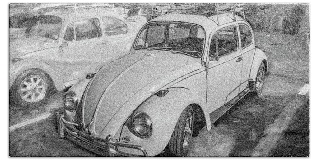 1967 Gray Volkswagen Beetle Vw Bug Bath Towel featuring the photograph 1967 Gray Volkswagen Beetle X112 by Rich Franco