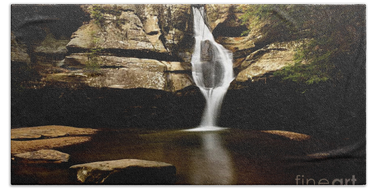 Photography Hand Towel featuring the photograph Cedar Falls #3 by Larry Ricker