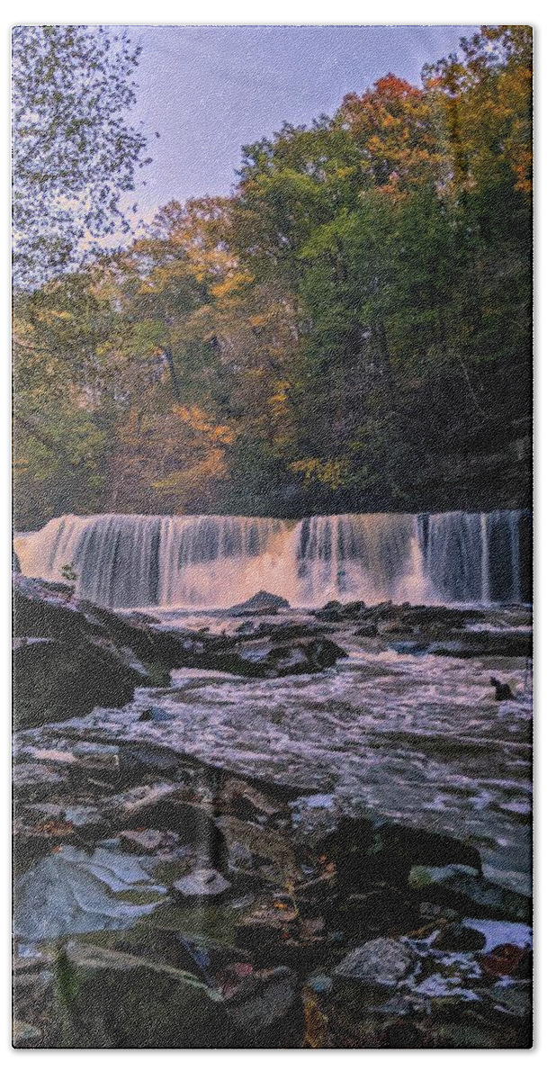 Bedford Reservation Bath Towel featuring the photograph Great Falls by Brad Nellis