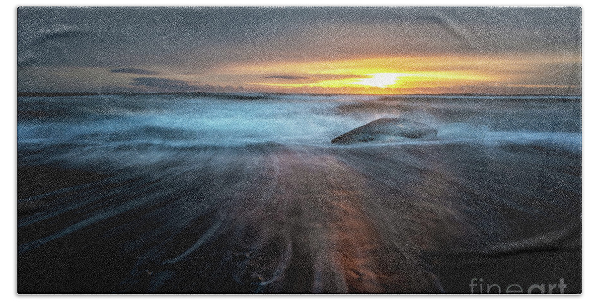 Beach Bath Towel featuring the photograph Sunrise on Diamond Beach, Southeast Iceland. by Jane Rix