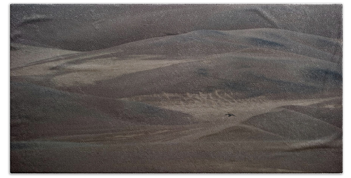 Co Bath Towel featuring the photograph Sand Dunes #6 by Doug Wittrock