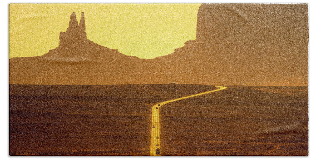 163 Hand Towel featuring the photograph Monument Valley Highway #7 by Alan Copson