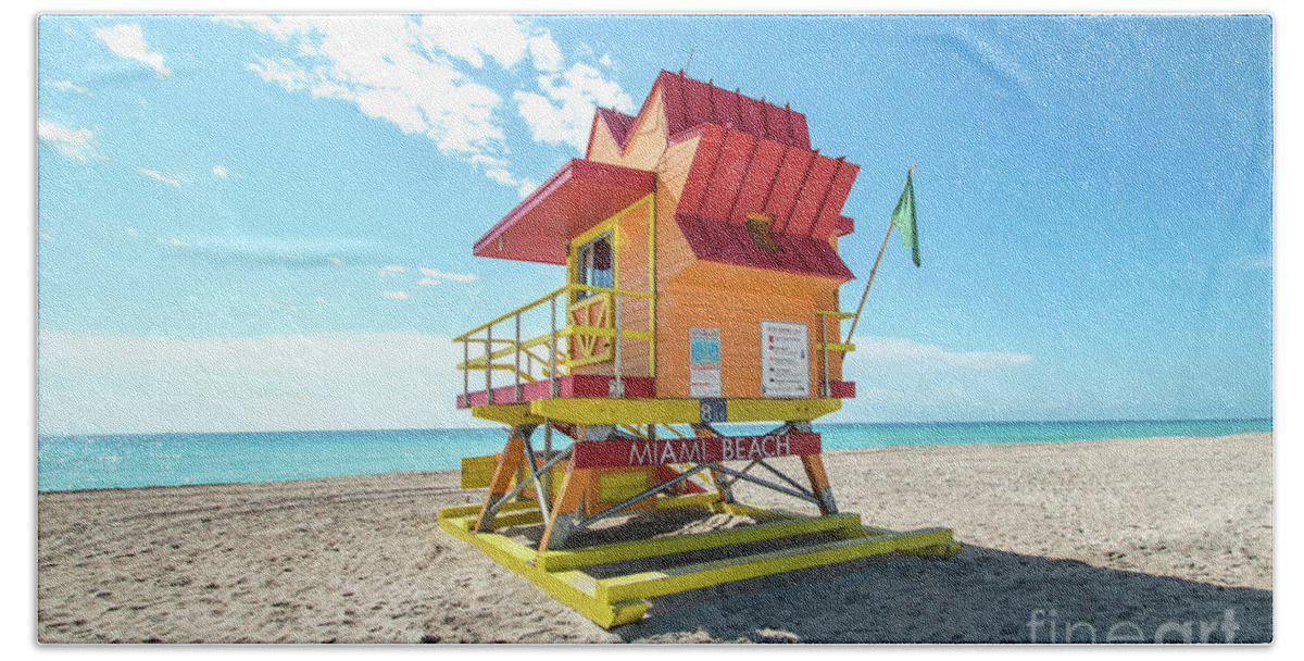 Atlantic Hand Towel featuring the photograph 8th Street Lifeguard Tower South Beach Miami, Florida by Beachtown Views
