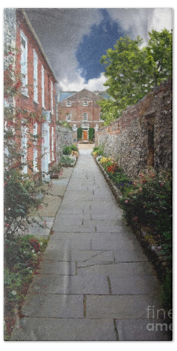 Chichester Bath Towel featuring the photograph A Chichester Path by Brian Watt