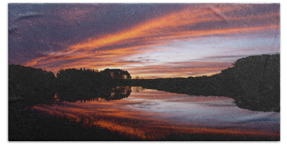Quaoboag River Hand Towel featuring the photograph A New Day by David Pratt