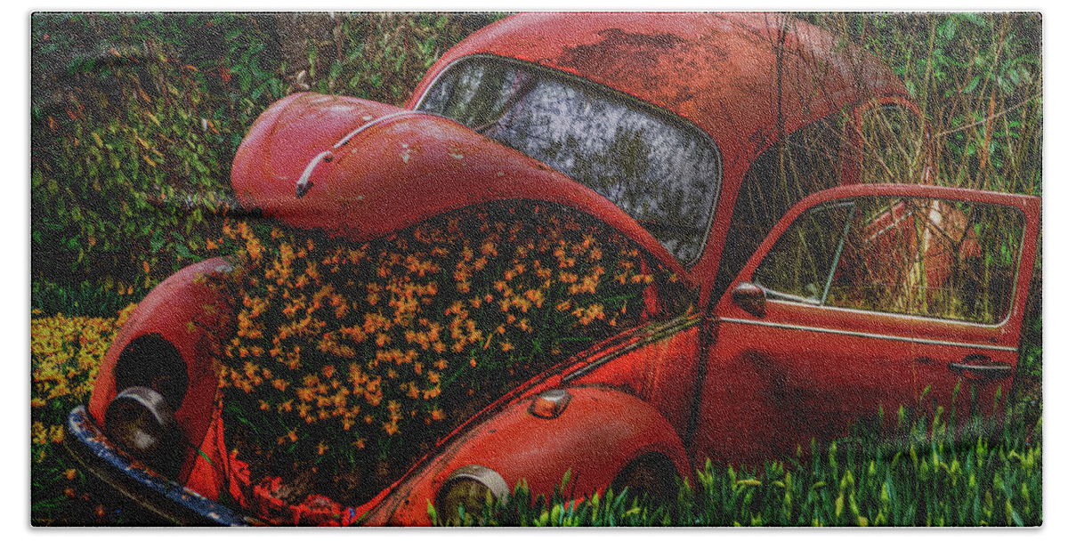 Volkswagen Hand Towel featuring the photograph Abandon by Paul Wear