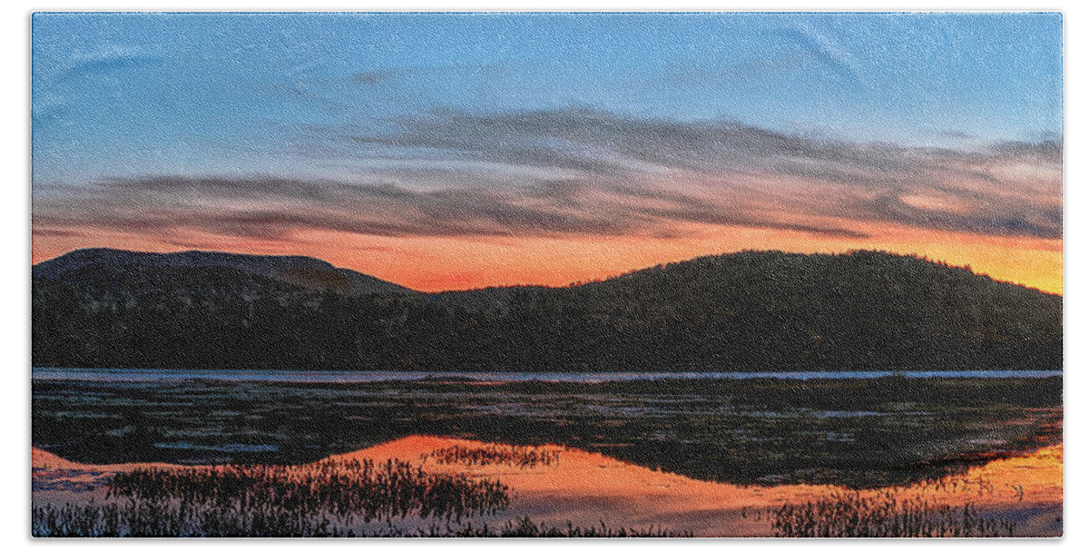 Sunset Bath Towel featuring the photograph Adirondack Sunset by Rod Best