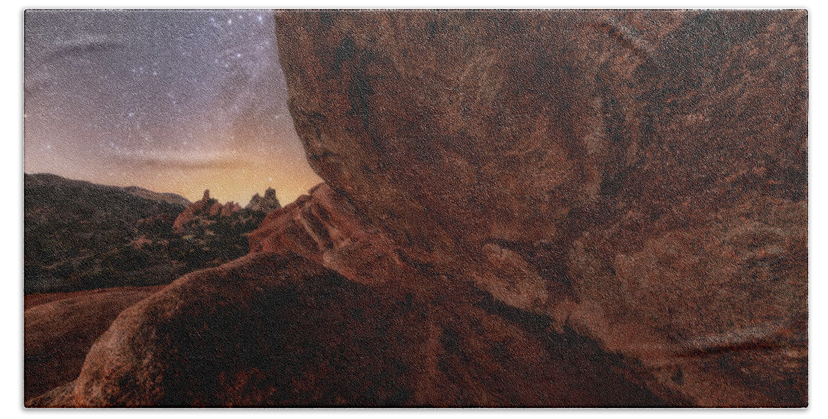 Garden Of The Gods Bath Towel featuring the photograph Andromeda In the Garden by Darren White